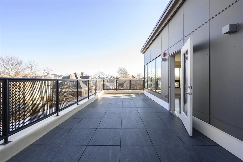 2 bed, 2 bath apartment for rent at 455 Harvard St Unit 404, Coolidge Corner — photo 2 of 15