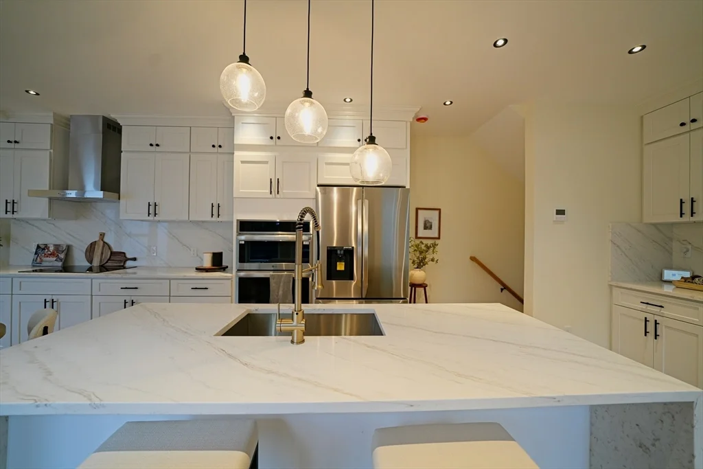 4 bed, 4+ bath apartment for rent at 455 Summer St Unit 455, Arlington — photo 2 of 41