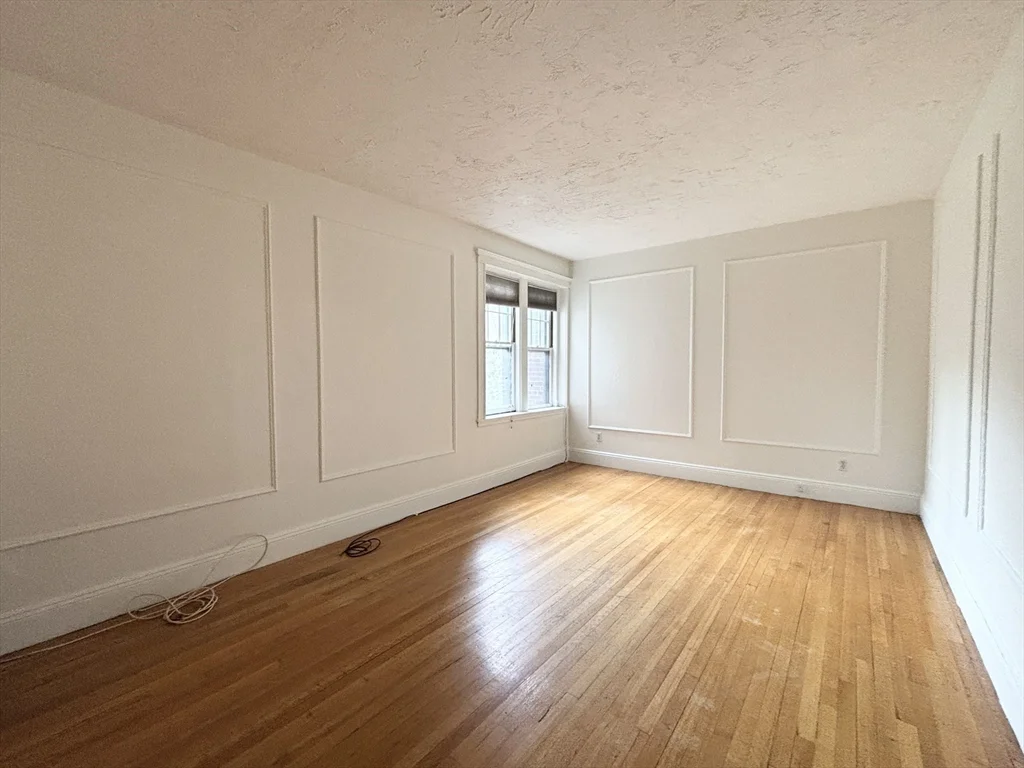 2 bed, 1 bath apartment for rent at 455 Washington St Unit 4, Coolidge Corner — photo 3 of 19