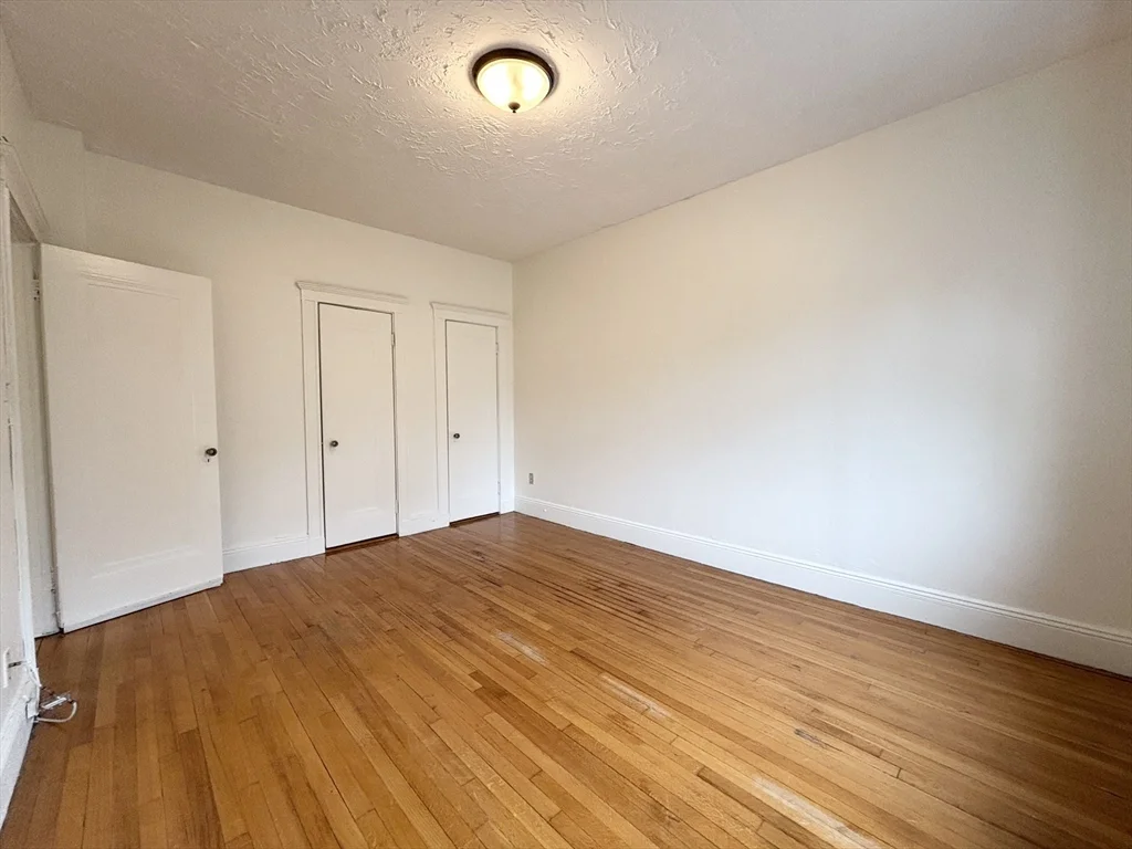 2 bed, 1 bath apartment for rent at 455 Washington St Unit 4, Coolidge Corner — photo 6 of 19