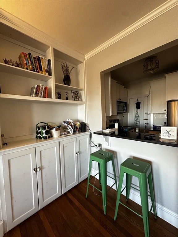 1 bed, 1 bath apartment for rent at 456 Beacon St Unit 10, Back Bay — photo 4 of 9