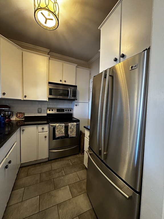 1 bed, 1 bath apartment for rent at 456 Beacon St Unit 10, Back Bay — photo 6 of 9