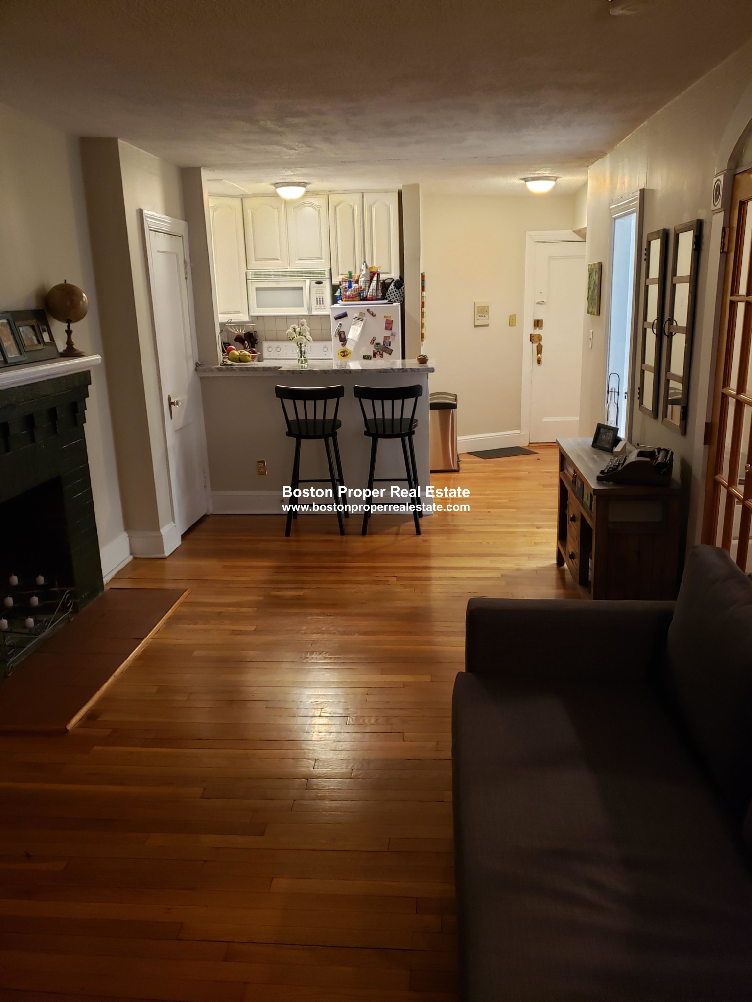 Studio bed, 1 bath apartment for rent at 456 Beacon St Unit 2, Back Bay — photo 7 of 16