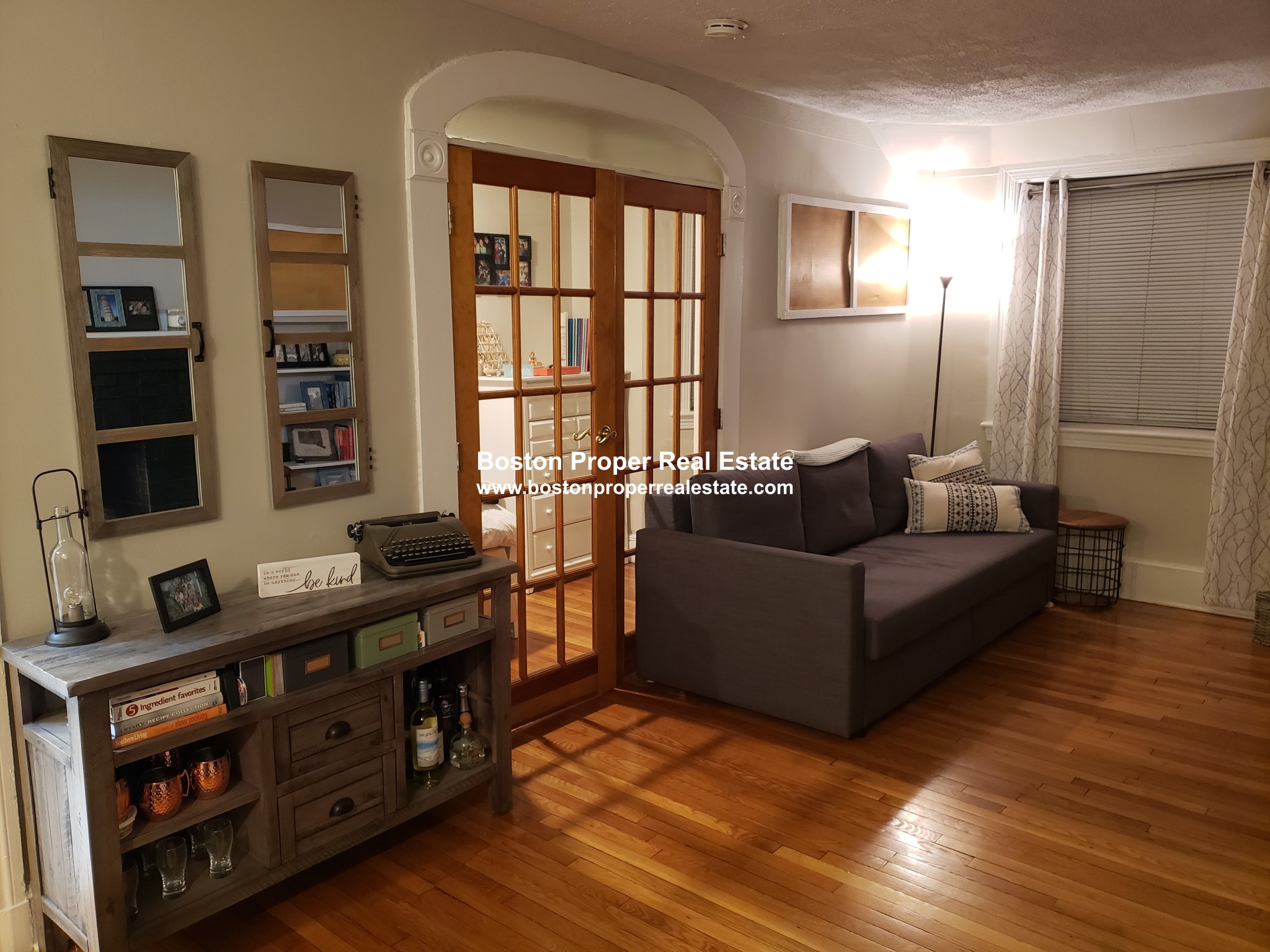 Studio bed, 1 bath apartment for rent at 456 Beacon St Unit 2, Back Bay