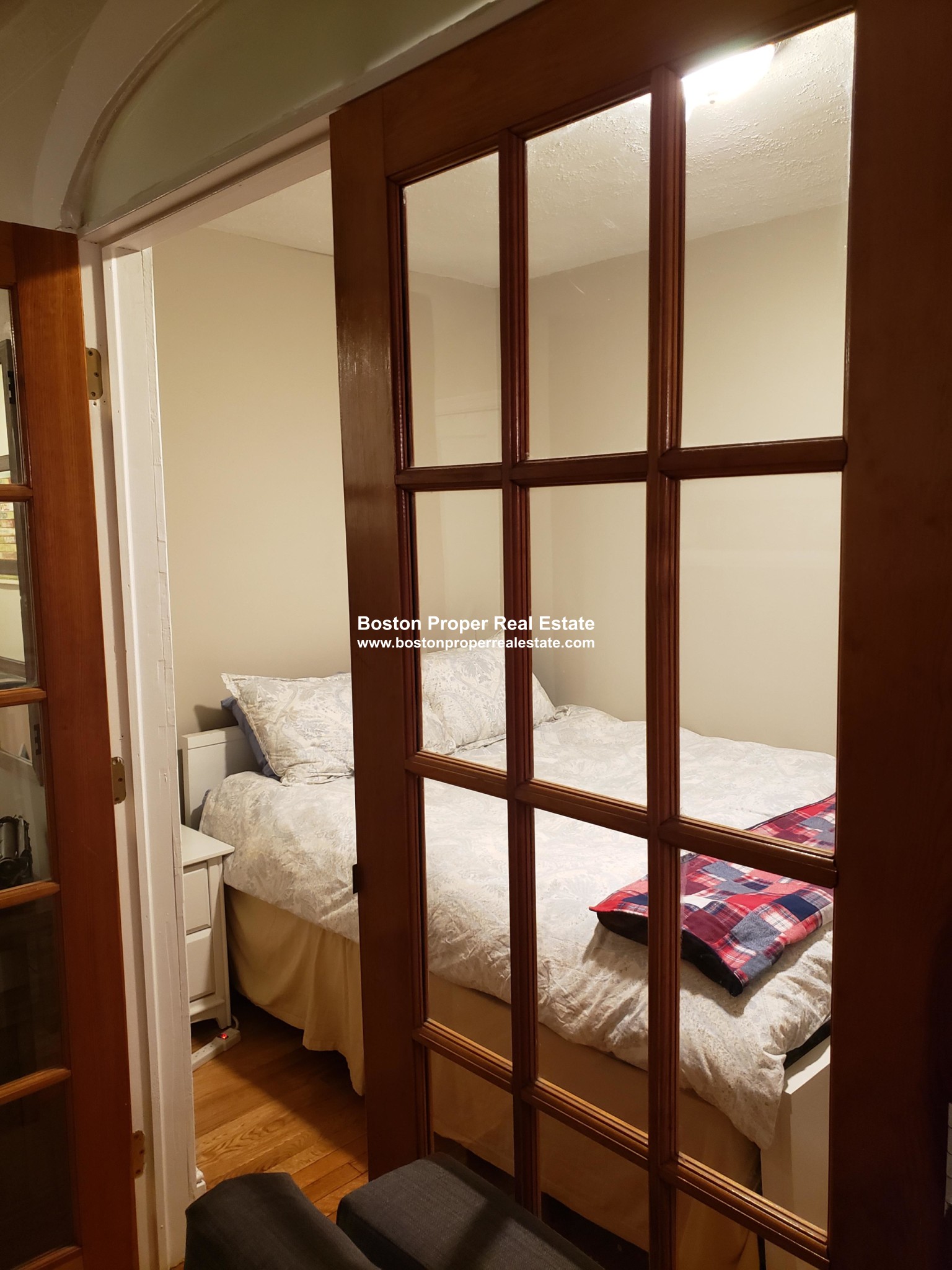 Studio bed, 1 bath apartment for rent at 456 Beacon St Unit 2, Back Bay — photo 8 of 16