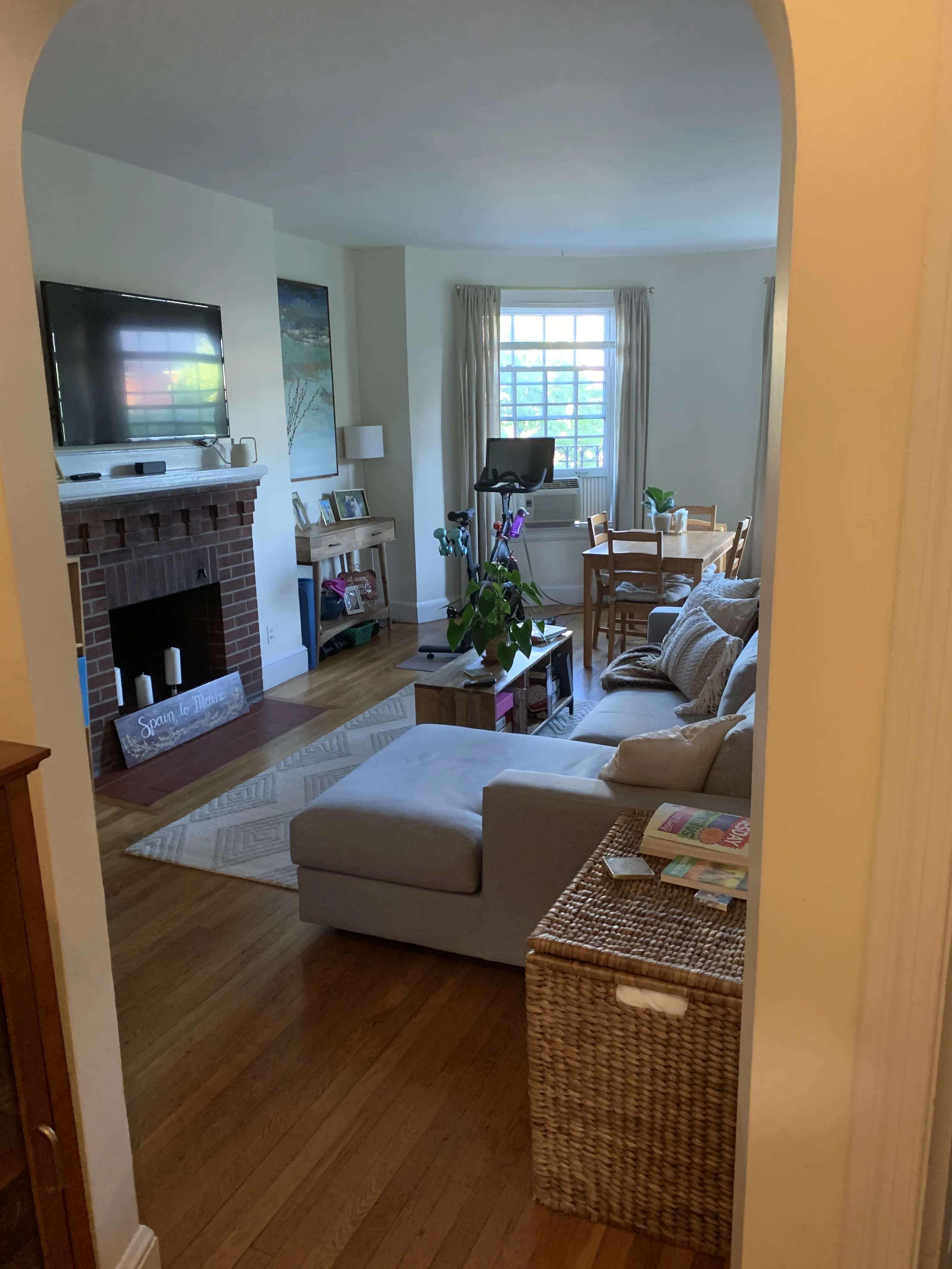 1 bed, 1 bath apartment for rent at 456 Beacon St Unit 7, Back Bay — photo 2 of 7