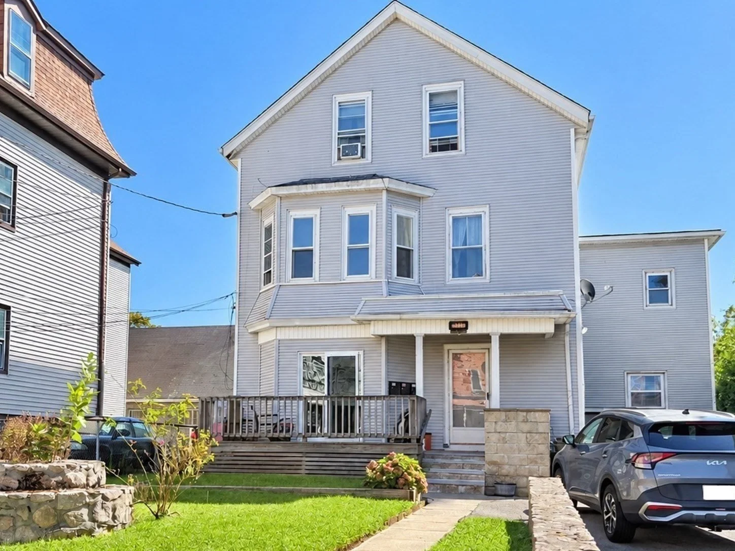 2 bed, 1 bath apartment for rent at 456 Coggeshall St Unit 2, Fall River