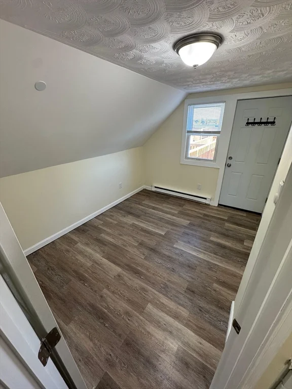 1 bed, 1 bath apartment for rent at 456 Haverhill St Unit 3, Lawrence — photo 4 of 8