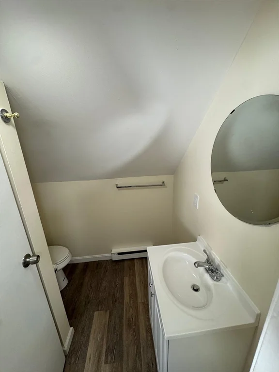 1 bed, 1 bath apartment for rent at 456 Haverhill St Unit 3, Lawrence — photo 7 of 8