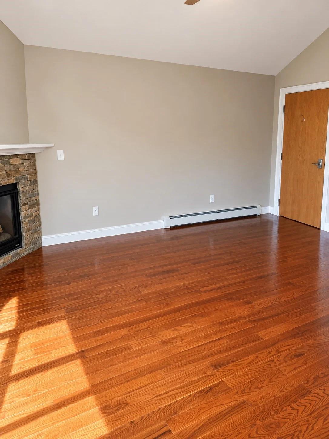 1 bed, 1 bath apartment for rent at 456 Main St Unit 2, Wilmington — photo 8 of 10