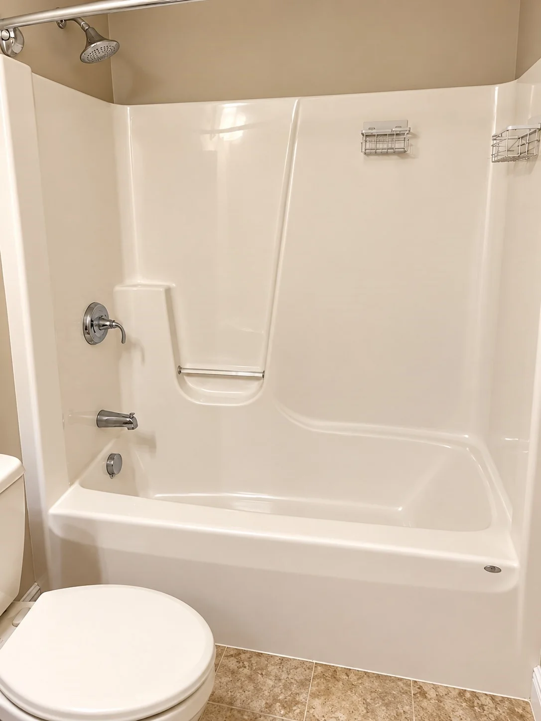 1 bed, 1 bath apartment for rent at 456 Main St Unit 2, Wilmington — photo 10 of 10
