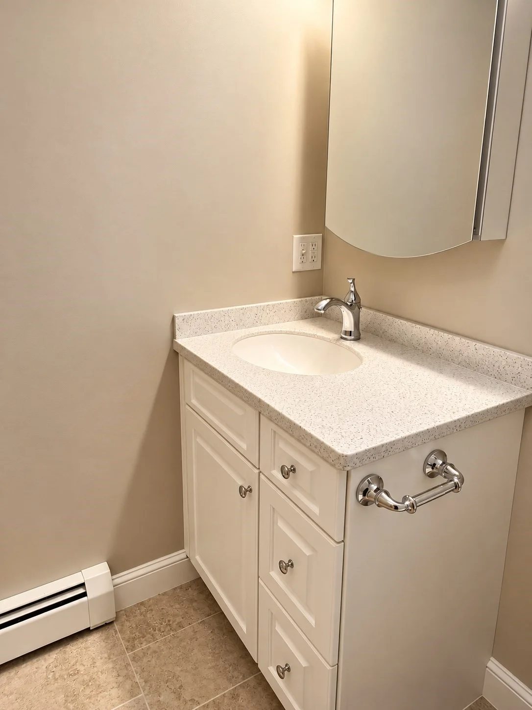 1 bed, 1 bath apartment for rent at 456 Main St Unit 2, Wilmington — photo 9 of 10