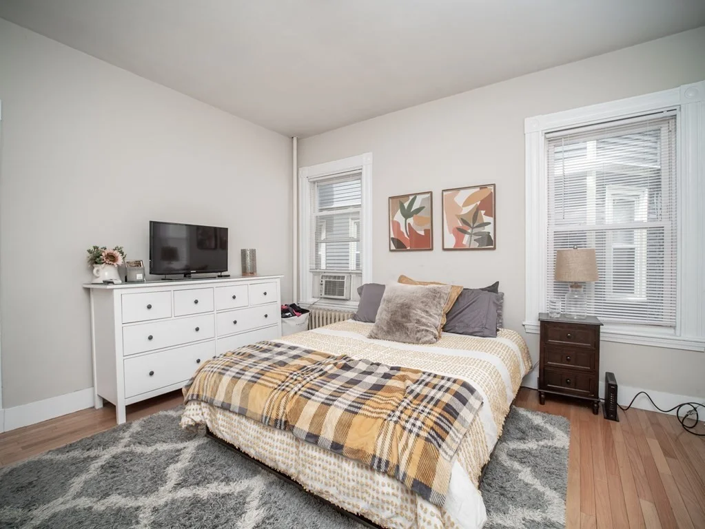 1 bed, 1 bath apartment for rent at 456 Medford St Unit 2, Somerville — photo 5 of 15
