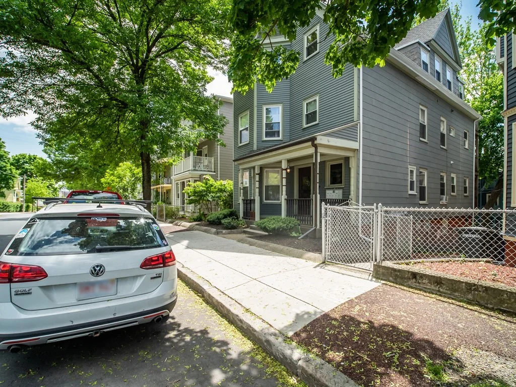 1 bed, 1 bath apartment for rent at 456 Medford St Unit 2, Somerville — photo 3 of 15