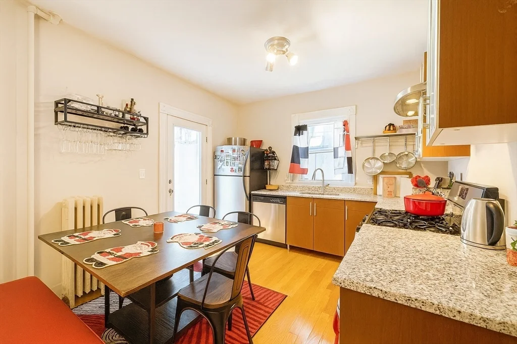 1 bed, 1 bath apartment for rent at 456 Medford St Unit 4, Winter Hill — photo 2 of 20