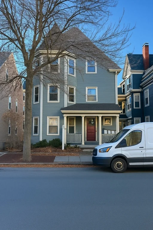 1 bed, 1 bath apartment for rent at 456 Medford St Unit 4, Winter Hill — photo 1 of 20