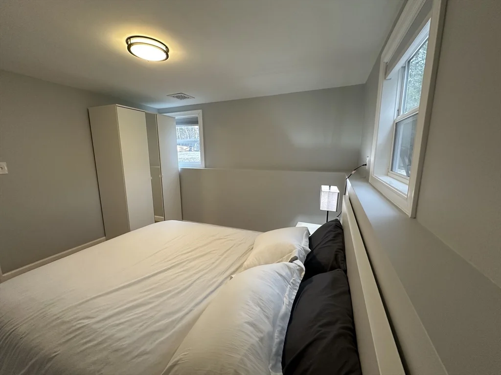 4 bed, 2 bath apartment for rent at 456 Parsonage St, Marshfield — photo 19 of 25