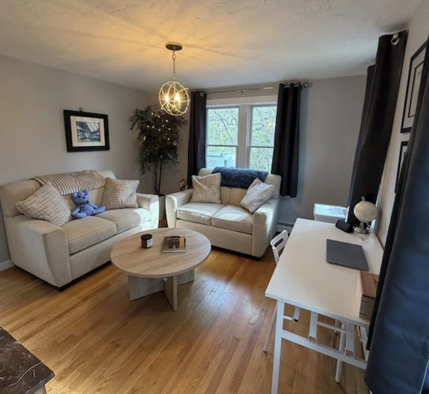 3 bed, 1 bath apartment for rent at 456 South River St, Marshfield — photo 5 of 12