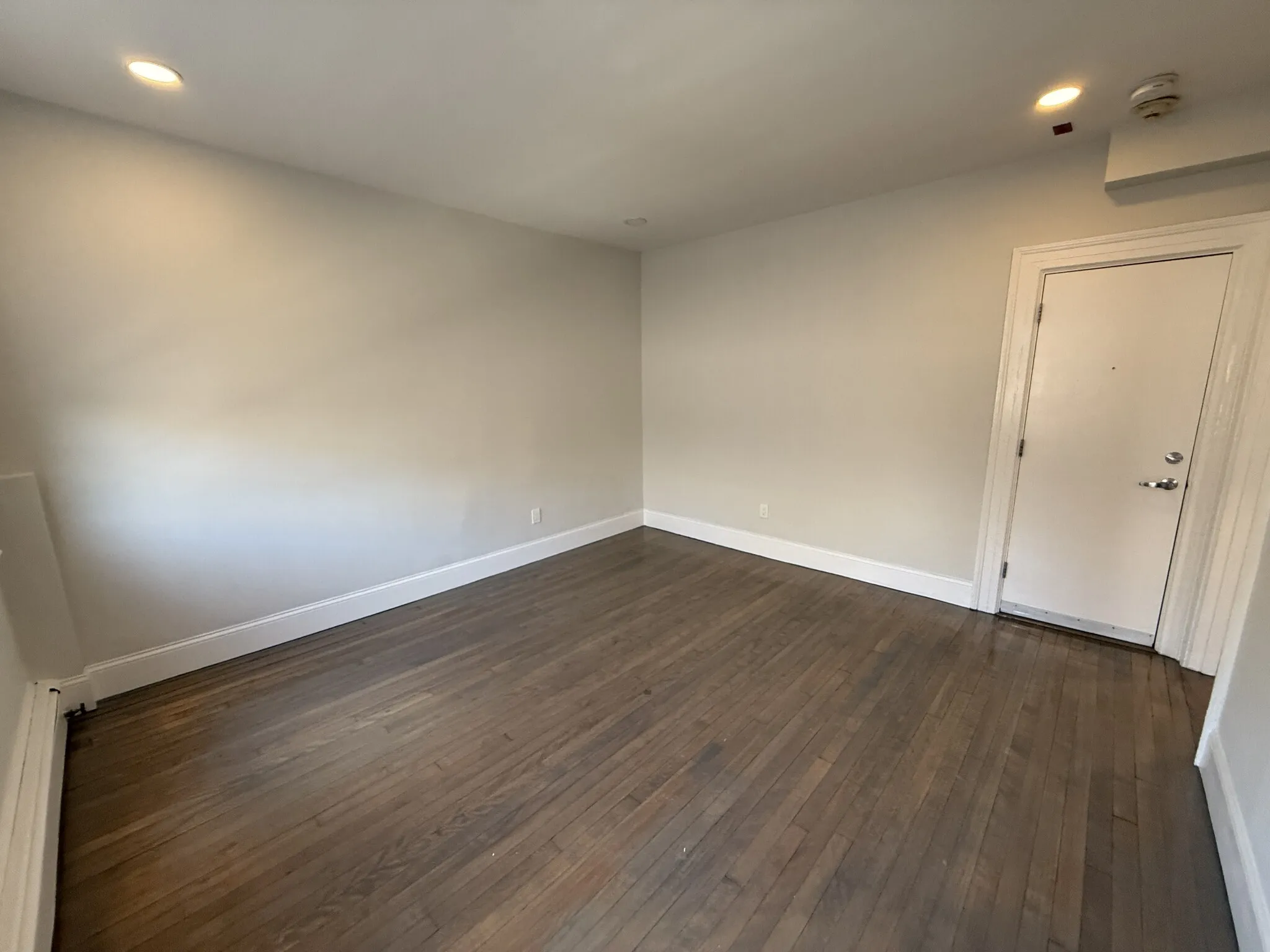 1 bed, 1 bath apartment for rent at 457 Centre St Unit 204, Newton Corner — photo 5 of 19