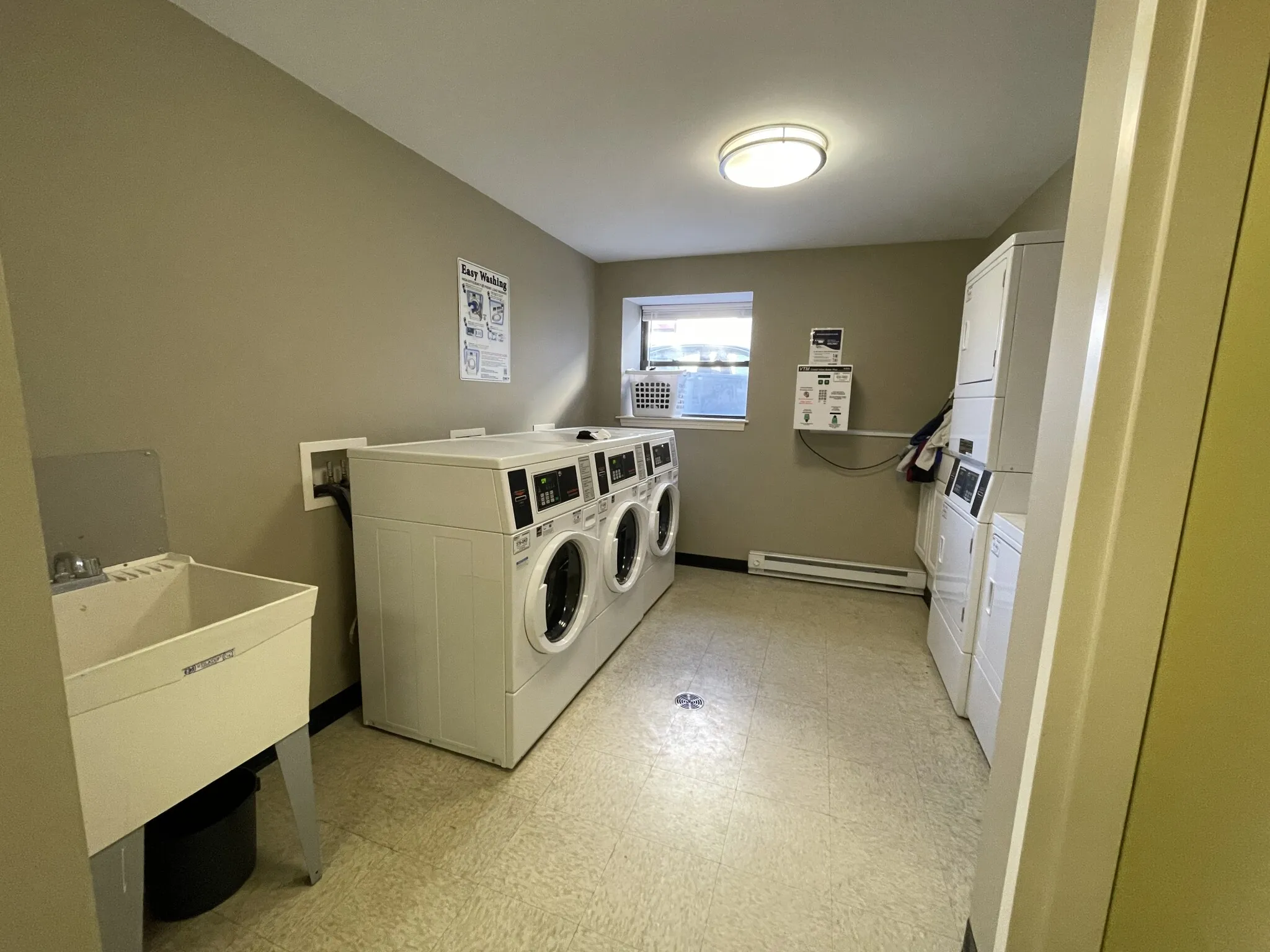 2 bed, 1 bath apartment for rent at 457 Centre St Unit 307, Newton Corner — photo 16 of 18
