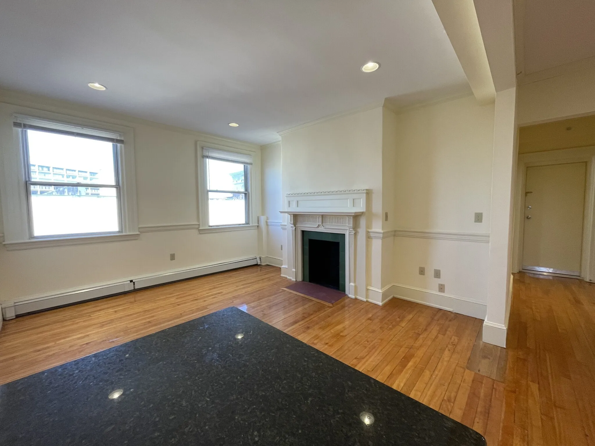 2 bed, 1 bath apartment for rent at 457 Centre St Unit 307, Newton Corner — photo 3 of 18