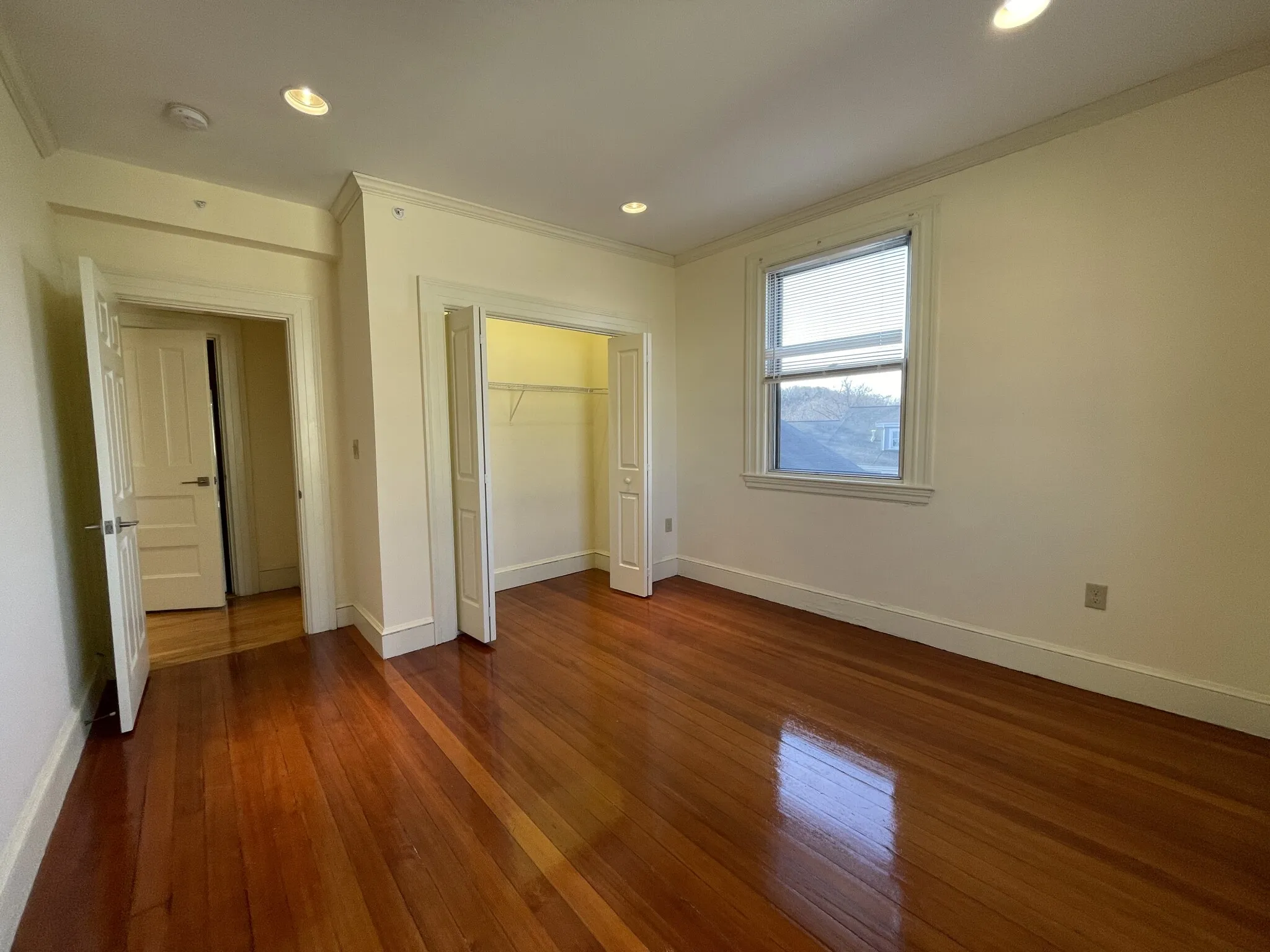 2 bed, 1 bath apartment for rent at 457 Centre St Unit 307, Newton Corner — photo 8 of 18
