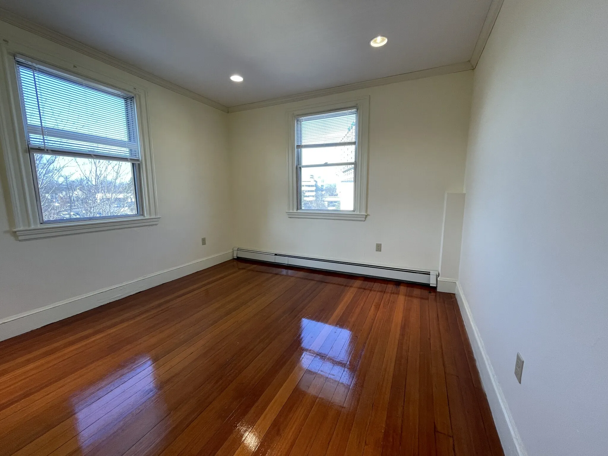 2 bed, 1 bath apartment for rent at 457 Centre St Unit 307, Newton Corner — photo 7 of 18