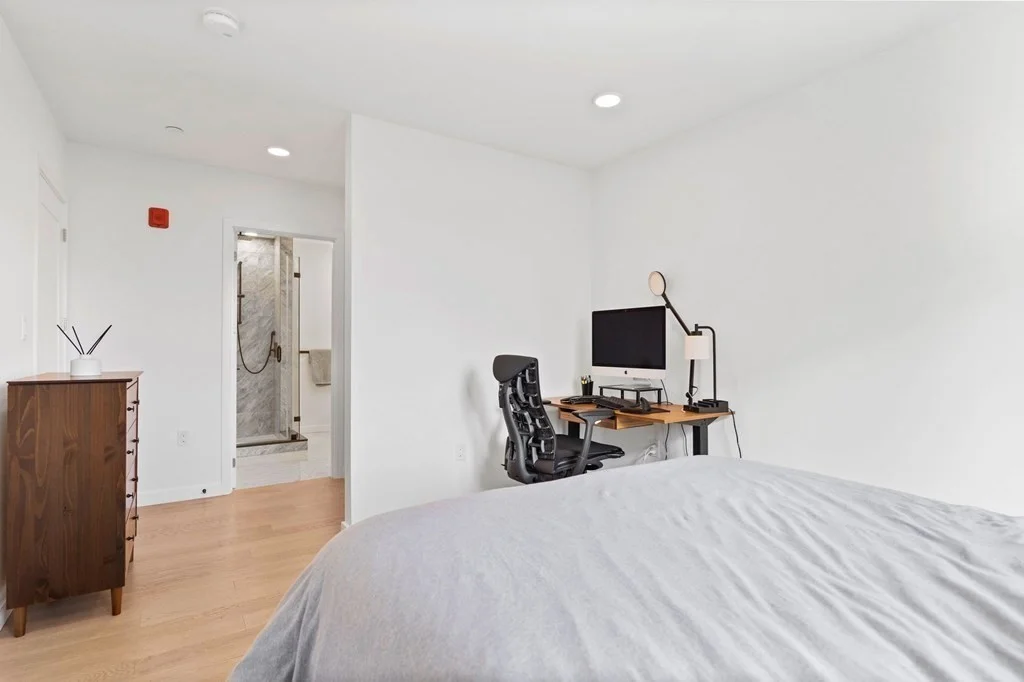 2 bed, 2 bath apartment for rent at 457 W Broadway Unit 301, South Boston — photo 10 of 22