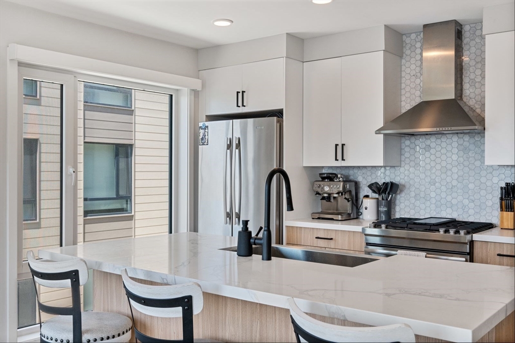 2 bed, 1 bath apartment for rent at 457 West Broadway Unit 409, South Boston