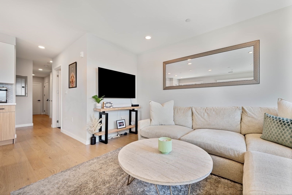 2 bed, 1 bath apartment for rent at 457 West Broadway Unit 409, South Boston — photo 6 of 22