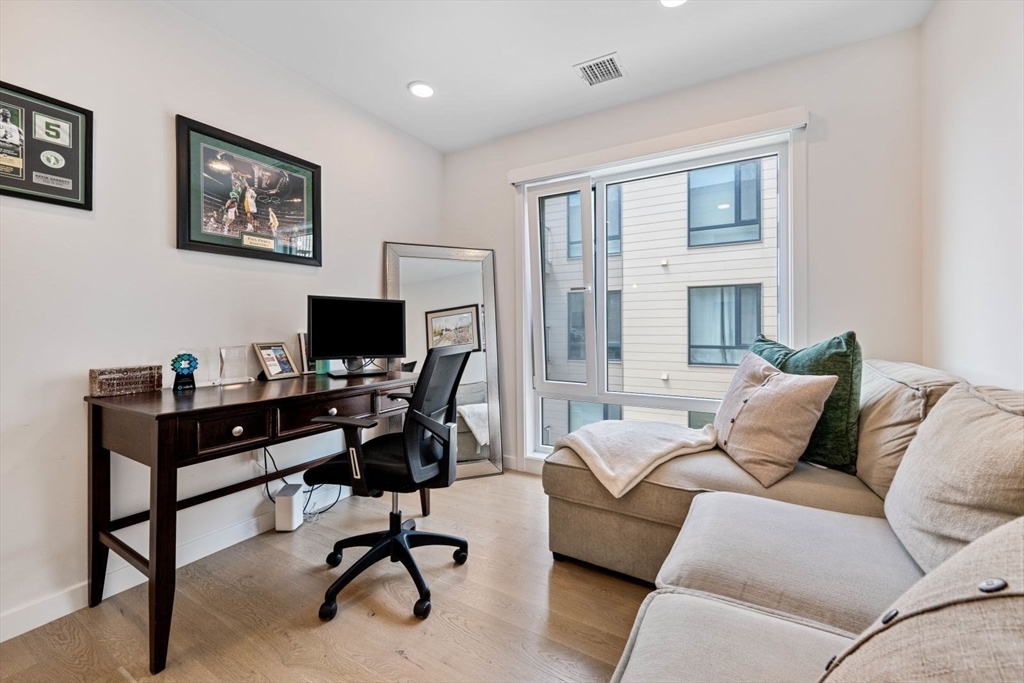 2 bed, 1 bath apartment for rent at 457 West Broadway Unit 409, South Boston — photo 14 of 22