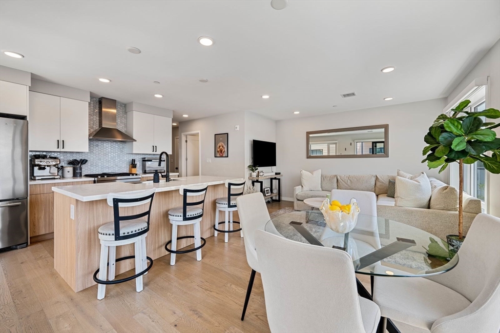 2 bed, 1 bath apartment for rent at 457 West Broadway Unit 409, South Boston — photo 5 of 22