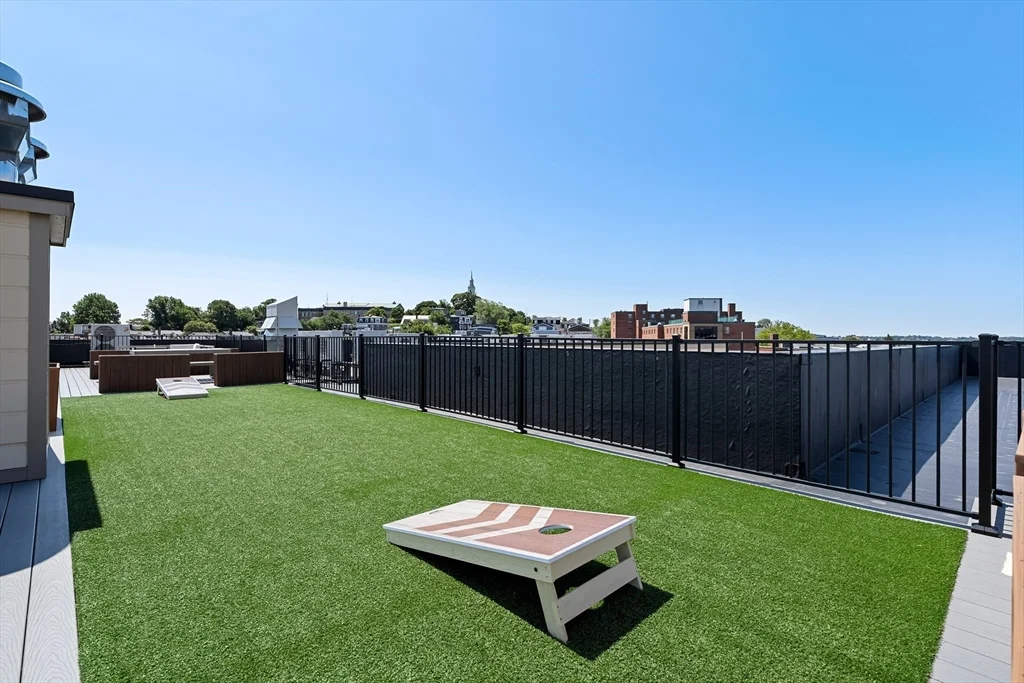 2 bed, 2 bath apartment for rent at 457 W Broadway Unit 502, South Boston — photo 29 of 38