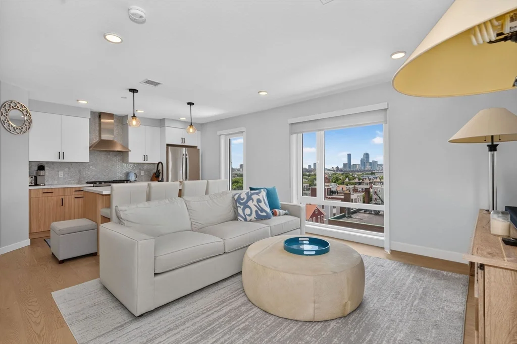 1 bed, 1 bath apartment for rent at 457 W Broadway Unit 504, South Boston — photo 5 of 21