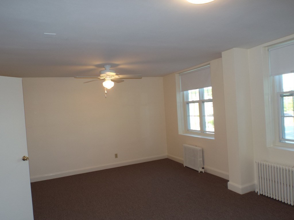 1 bed, 1 bath apartment for rent at 457 Washington St Unit 6, Weymouth — photo 2 of 17