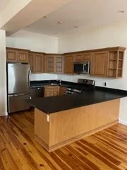 2 bed, 2 bath apartment for rent at 457 Washington Unit 2, Riverdale — photo 4 of 23
