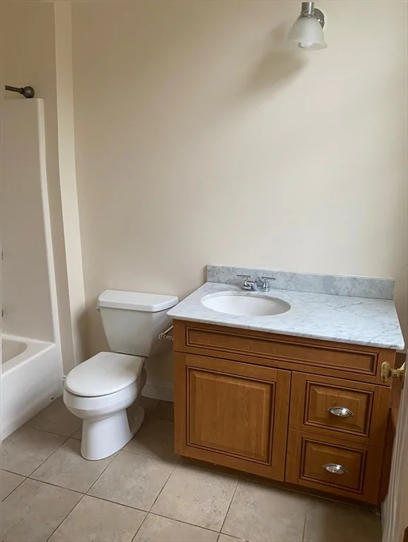 2 bed, 2 bath apartment for rent at 457 Washington Unit 2, Riverdale — photo 7 of 23
