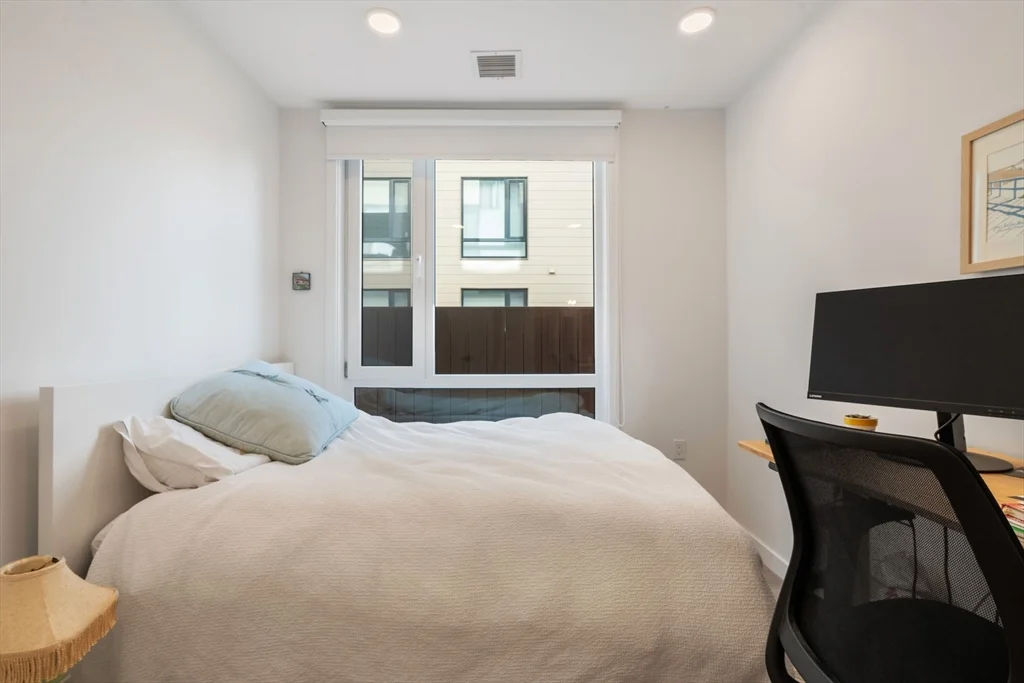 2 bed, 1 bath apartment for rent at 457 West Broadway Unit 206, South Boston — photo 13 of 25