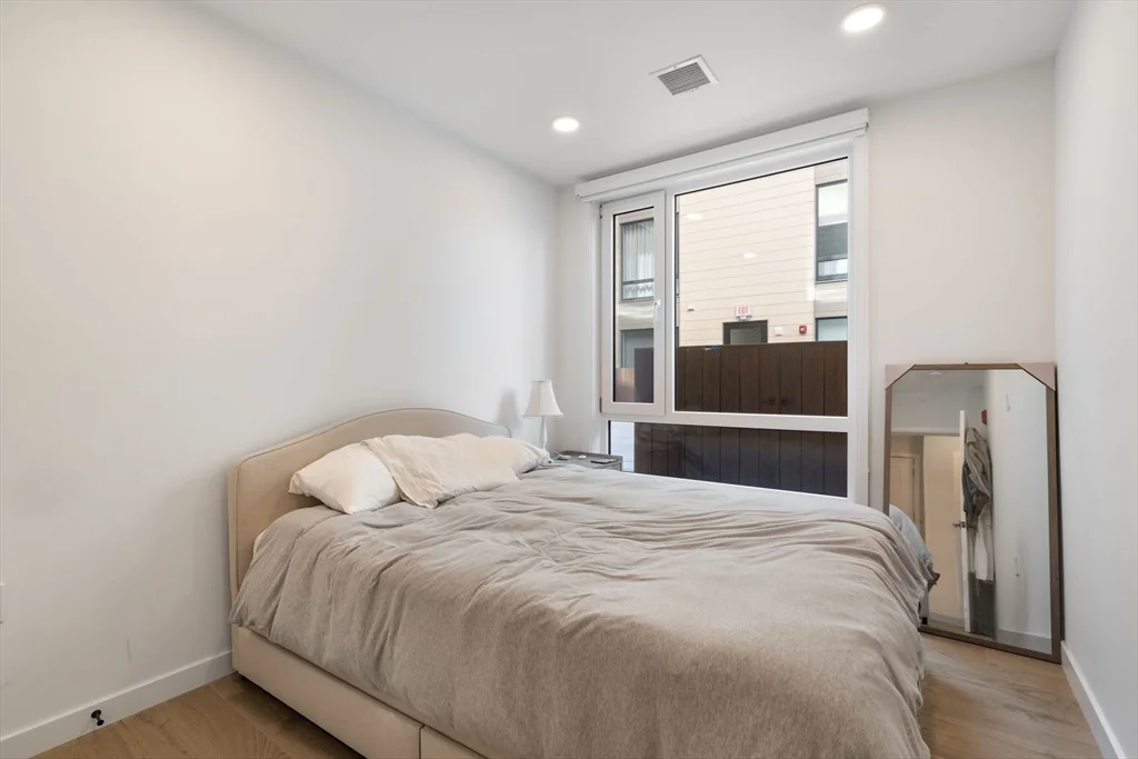 2 bed, 1 bath apartment for rent at 457 West Broadway Unit 206, South Boston — photo 7 of 25