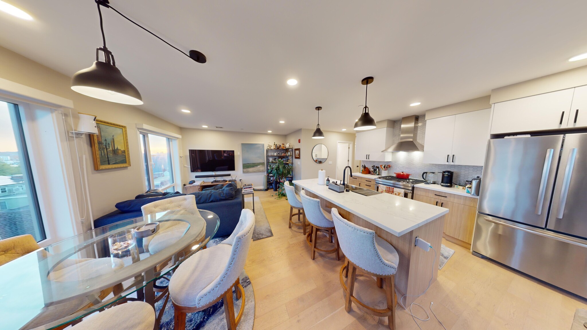 2 bed, 1 bath apartment for rent at 457 West Broadway Unit 306, South Boston — photo 1 of 16