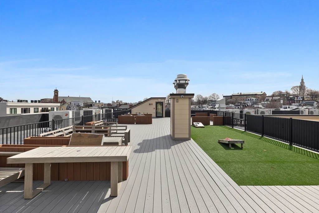 2 bed, 1 bath apartment for rent at 457 West Broadway Unit 506, South Boston — photo 29 of 35