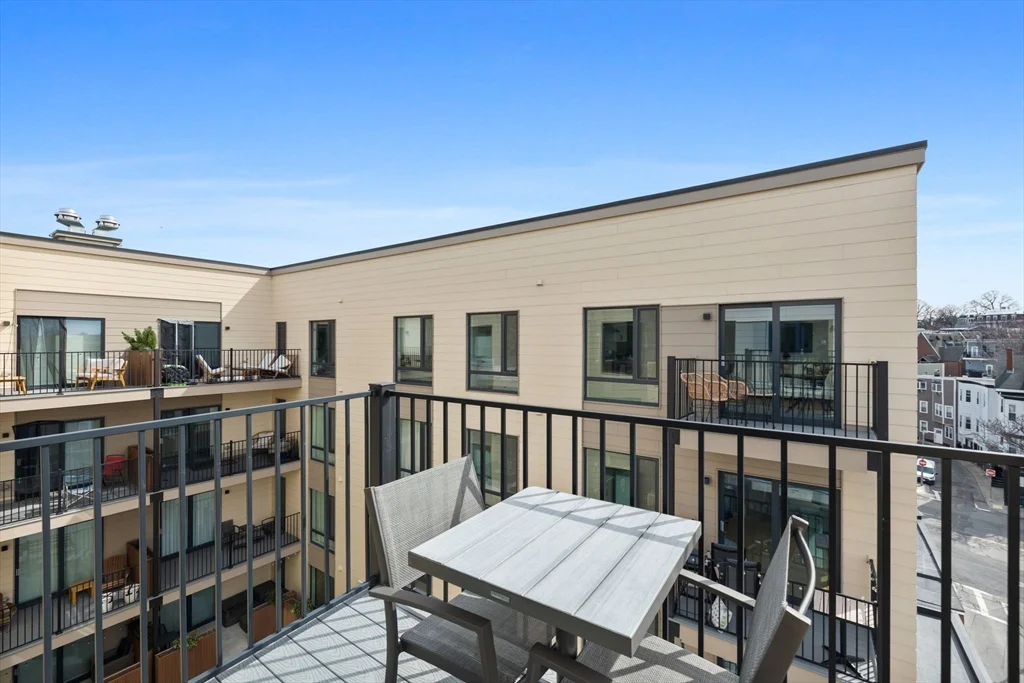 2 bed, 1 bath apartment for rent at 457 West Broadway Unit 506, South Boston — photo 24 of 35