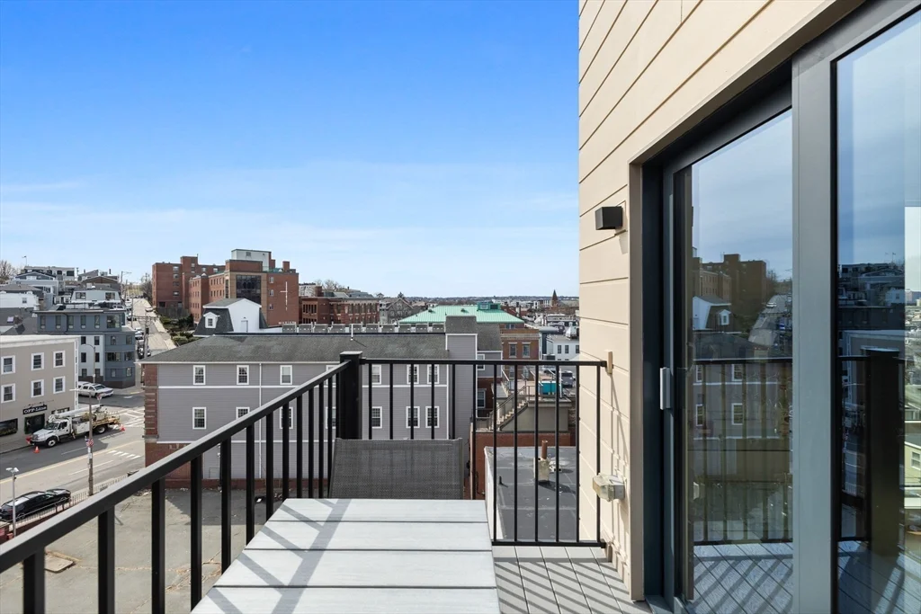 2 bed, 1 bath apartment for rent at 457 West Broadway Unit 506, South Boston — photo 26 of 35