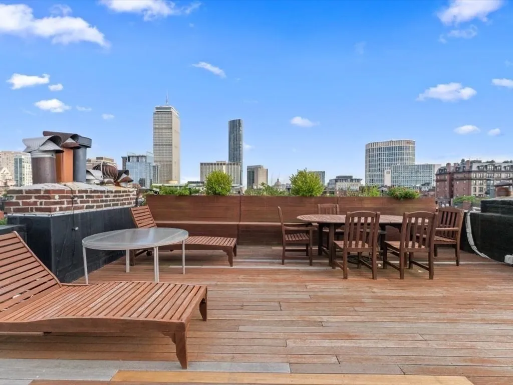 2 bed, 2 bath apartment for rent at 458 Beacon St Unit 6, Back Bay — photo 14 of 16