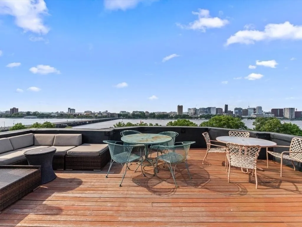 2 bed, 2 bath apartment for rent at 458 Beacon St Unit 6, Back Bay — photo 15 of 16