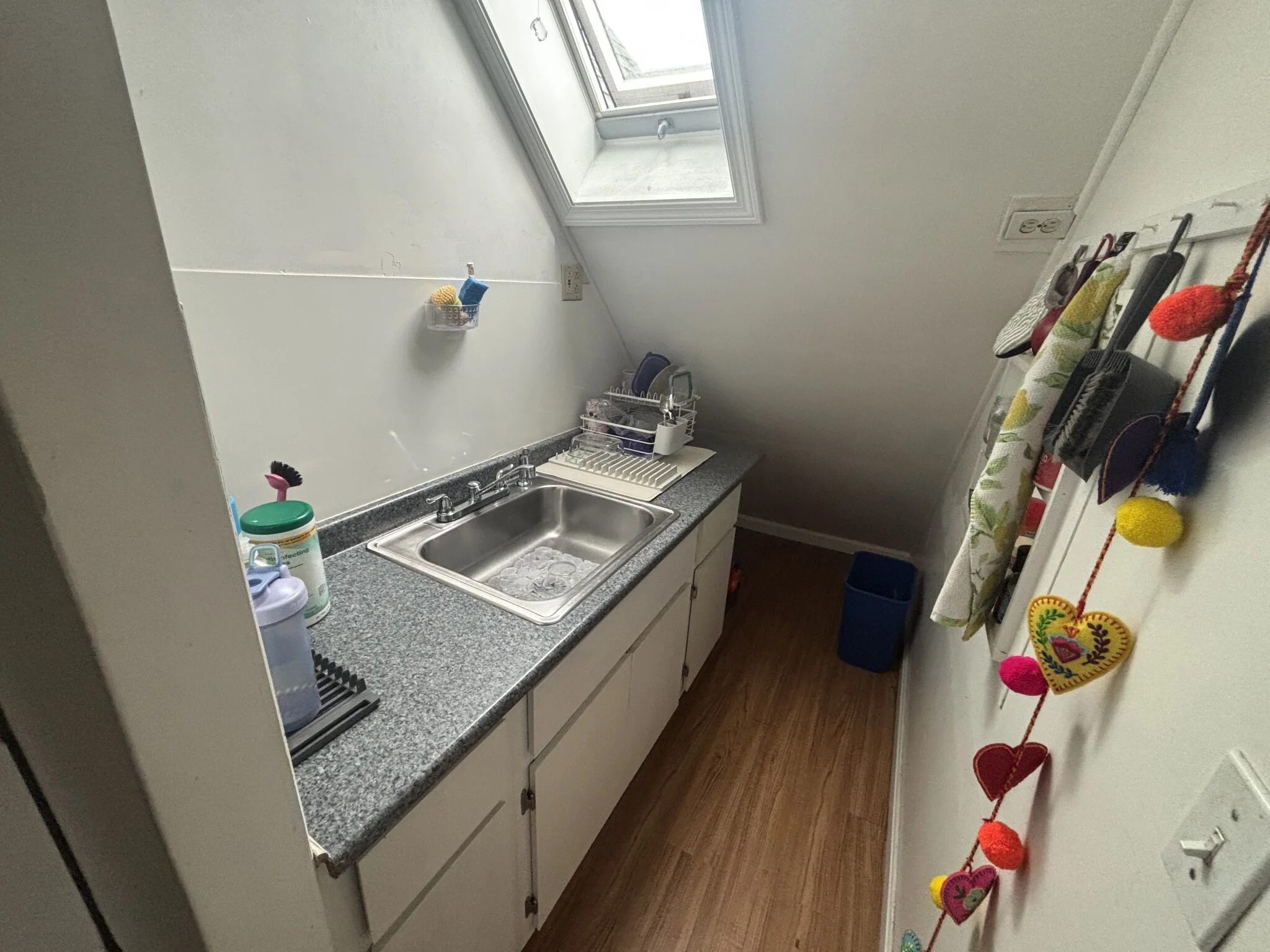 1 bed, 1 bath apartment for rent at 458 Broadway Unit 3, Magoun Square — photo 7 of 8