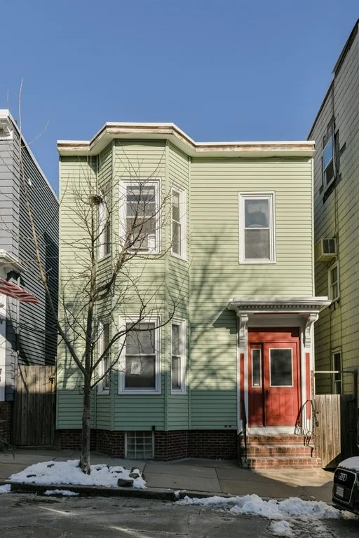 3 bed, 2 bath apartment for rent at 458 E 7th Unit 1, South Boston — photo 16 of 17