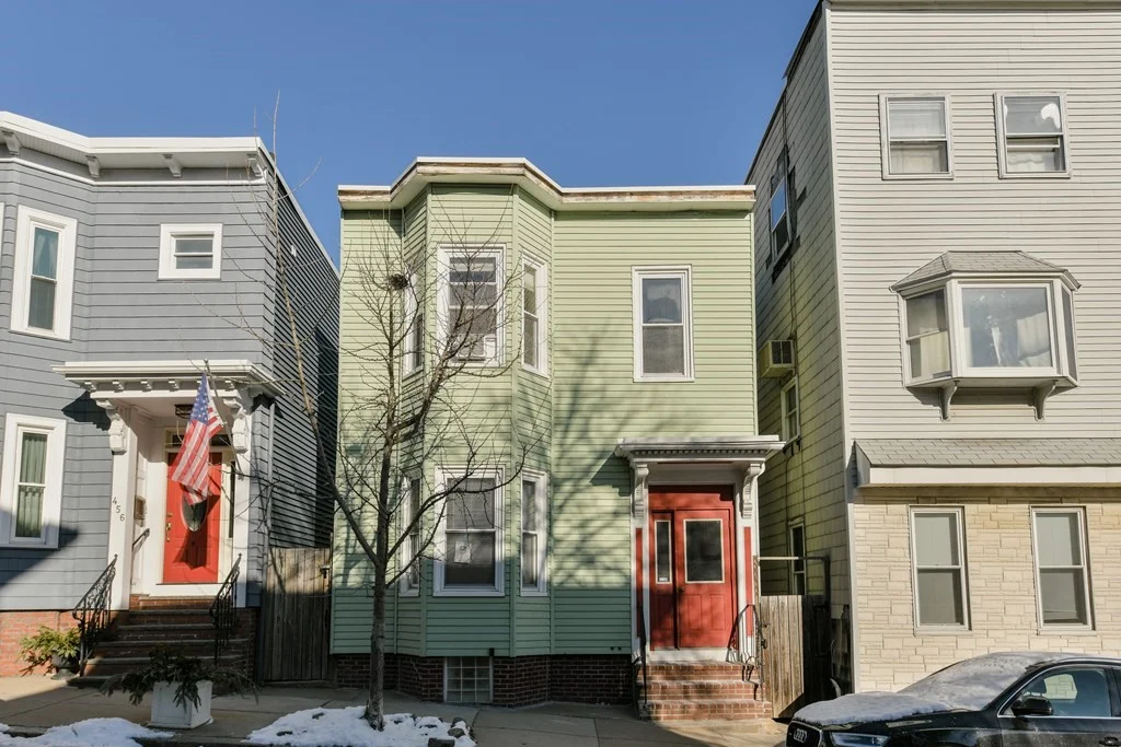 3 bed, 2 bath apartment for rent at 458 E 7th Unit 1, South Boston — photo 15 of 17