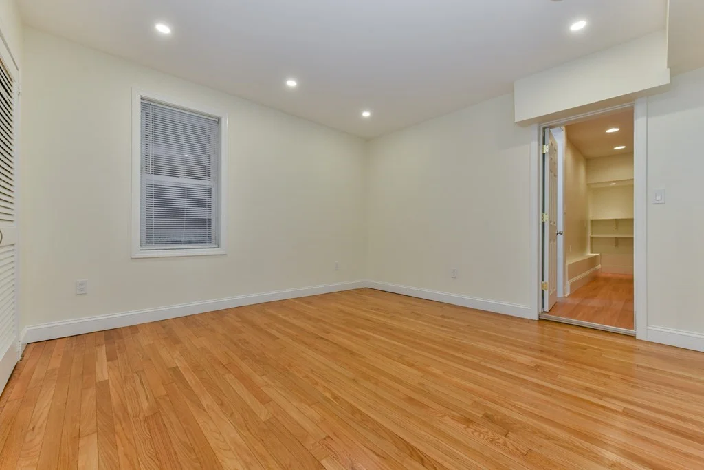 3 bed, 2 bath apartment for rent at 458 E 7th Unit 1, South Boston — photo 13 of 17