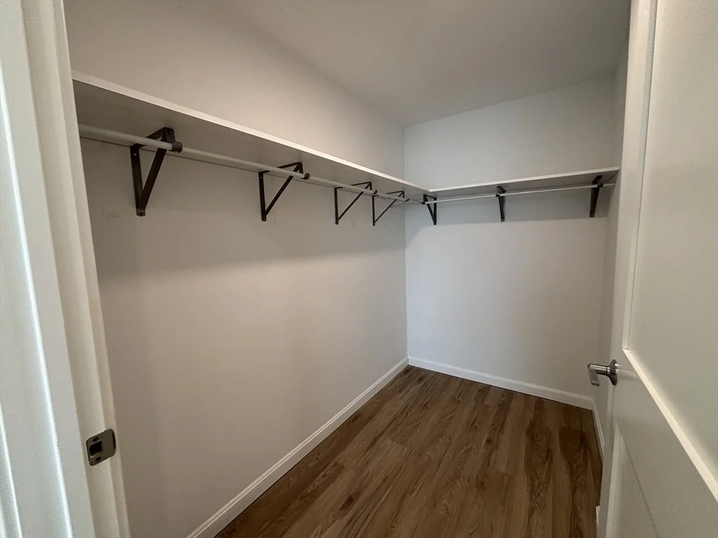 1 bed, 1 bath apartment for rent at 458 Washington St Unit 301, Brighton — photo 5 of 11